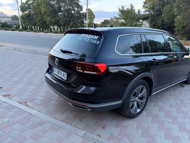 Volkswagen Passat - фото 5