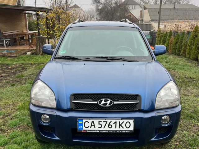 Hyundai Tucson - фото 1