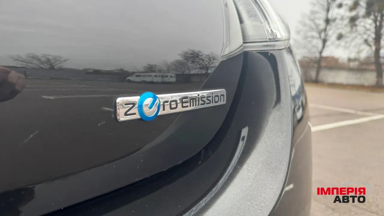 Nissan Leaf - фото 35