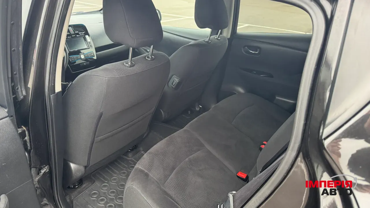 Nissan Leaf - фото 20