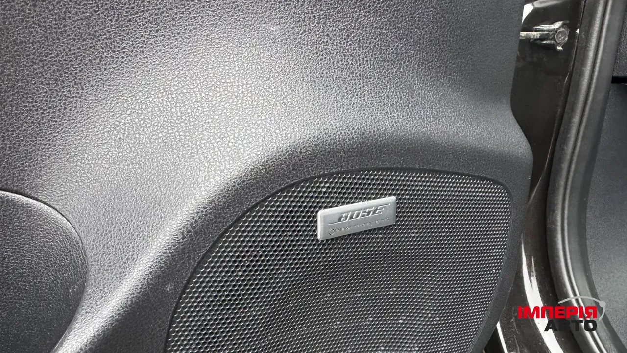 Nissan Leaf - фото 13