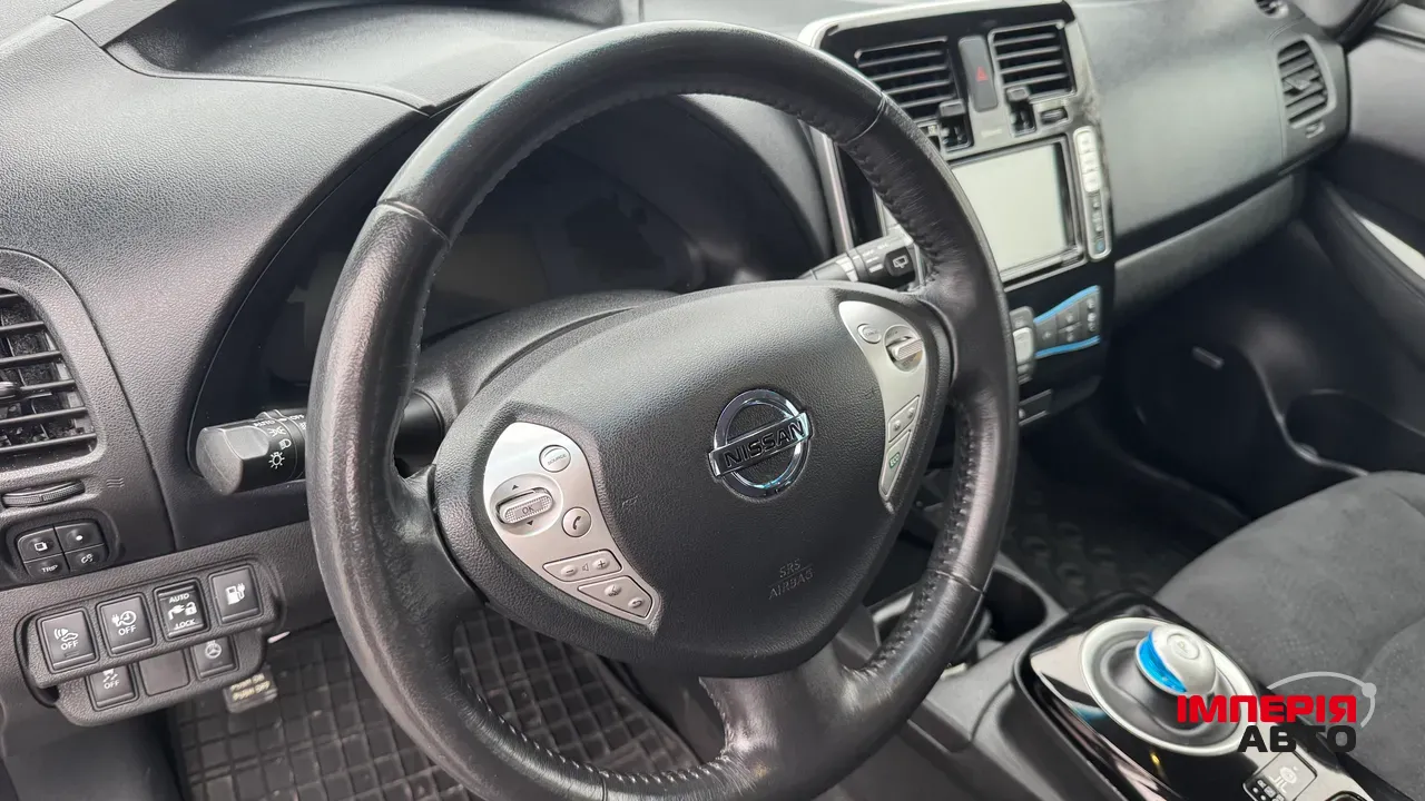 Nissan Leaf - фото 16