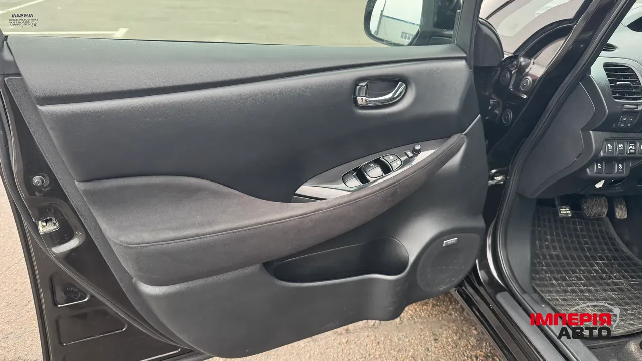 Nissan Leaf - фото 14