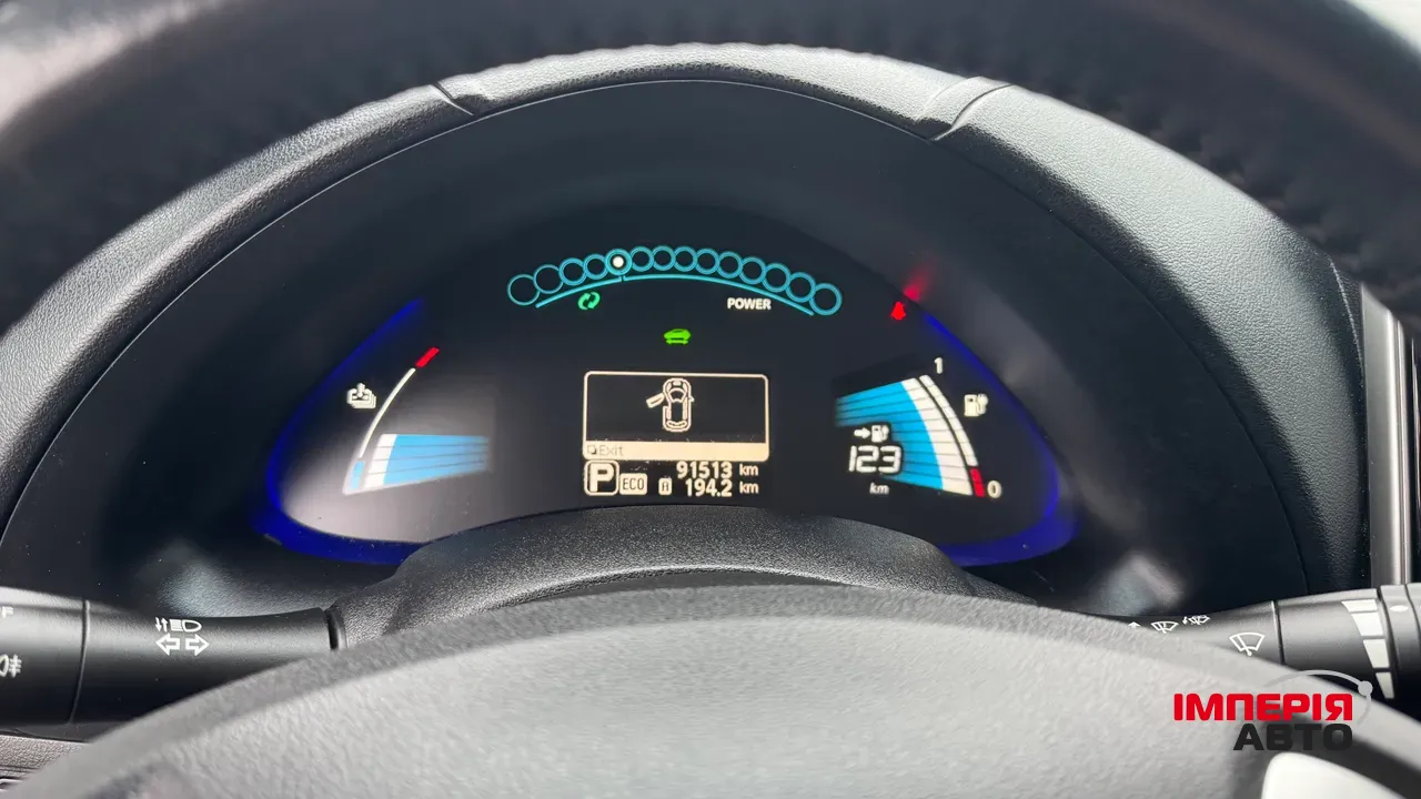 Nissan Leaf - фото 12