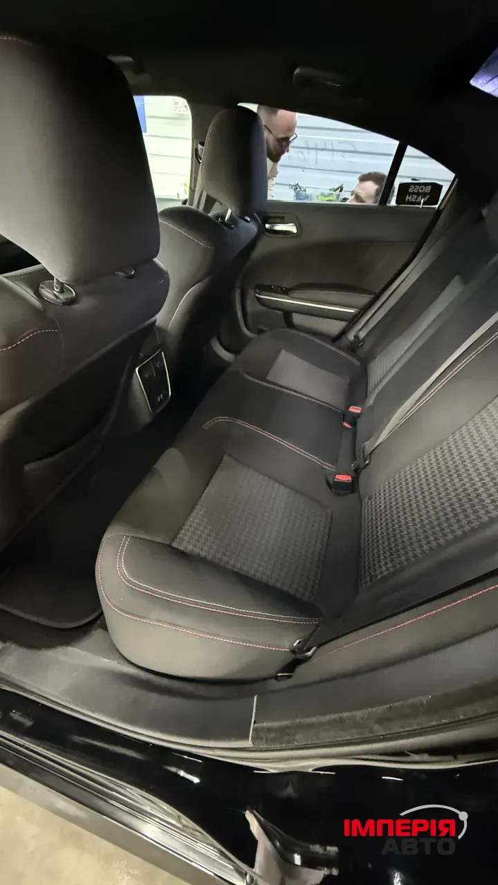 Dodge Charger - фото 4