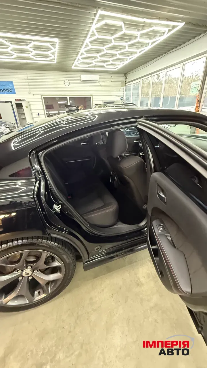 Dodge Charger - фото 9