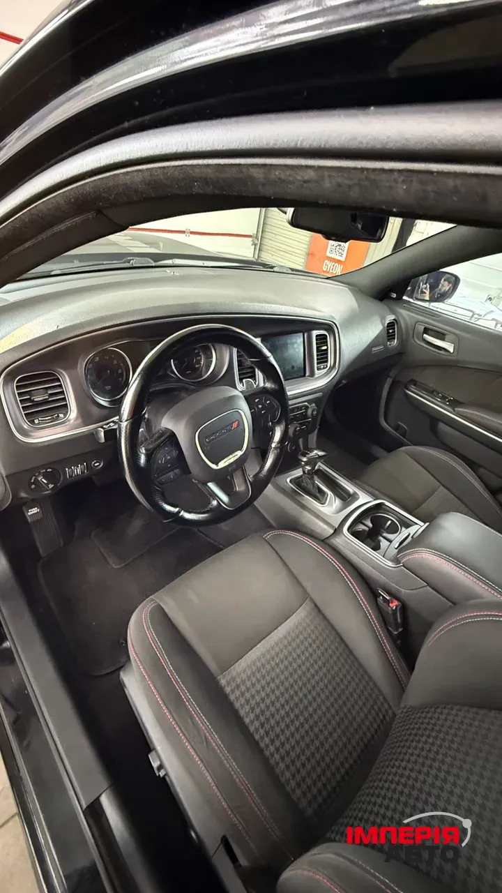 Dodge Charger - фото 3