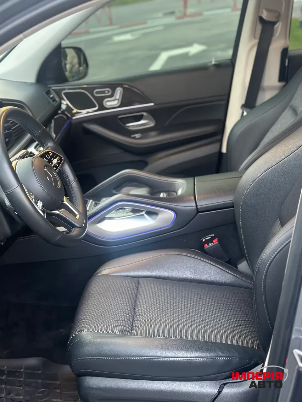 Mercedes-Benz GLE - фото 12