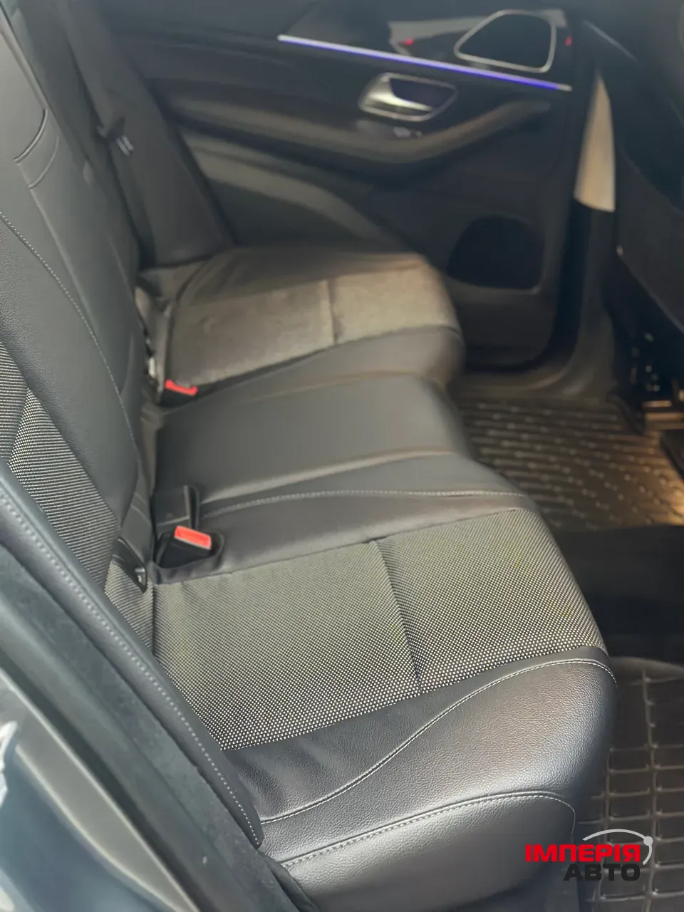 Mercedes-Benz GLE - фото 19