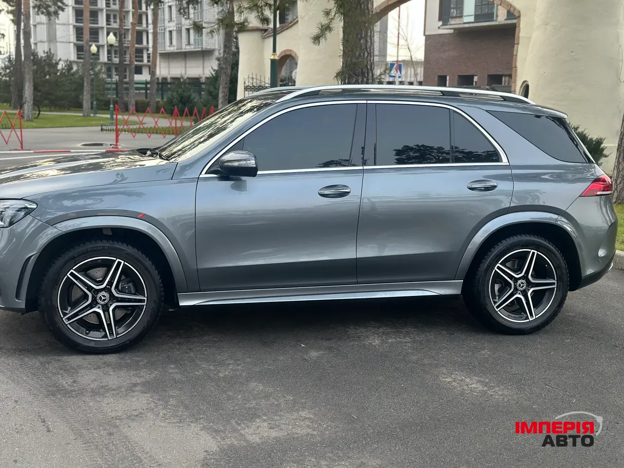 Mercedes-Benz GLE - фото 4