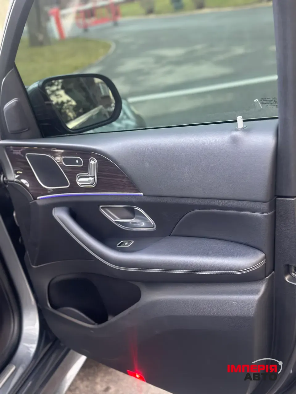 Mercedes-Benz GLE - фото 16