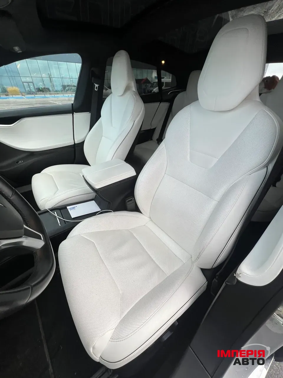 Tesla Model S - фото 6