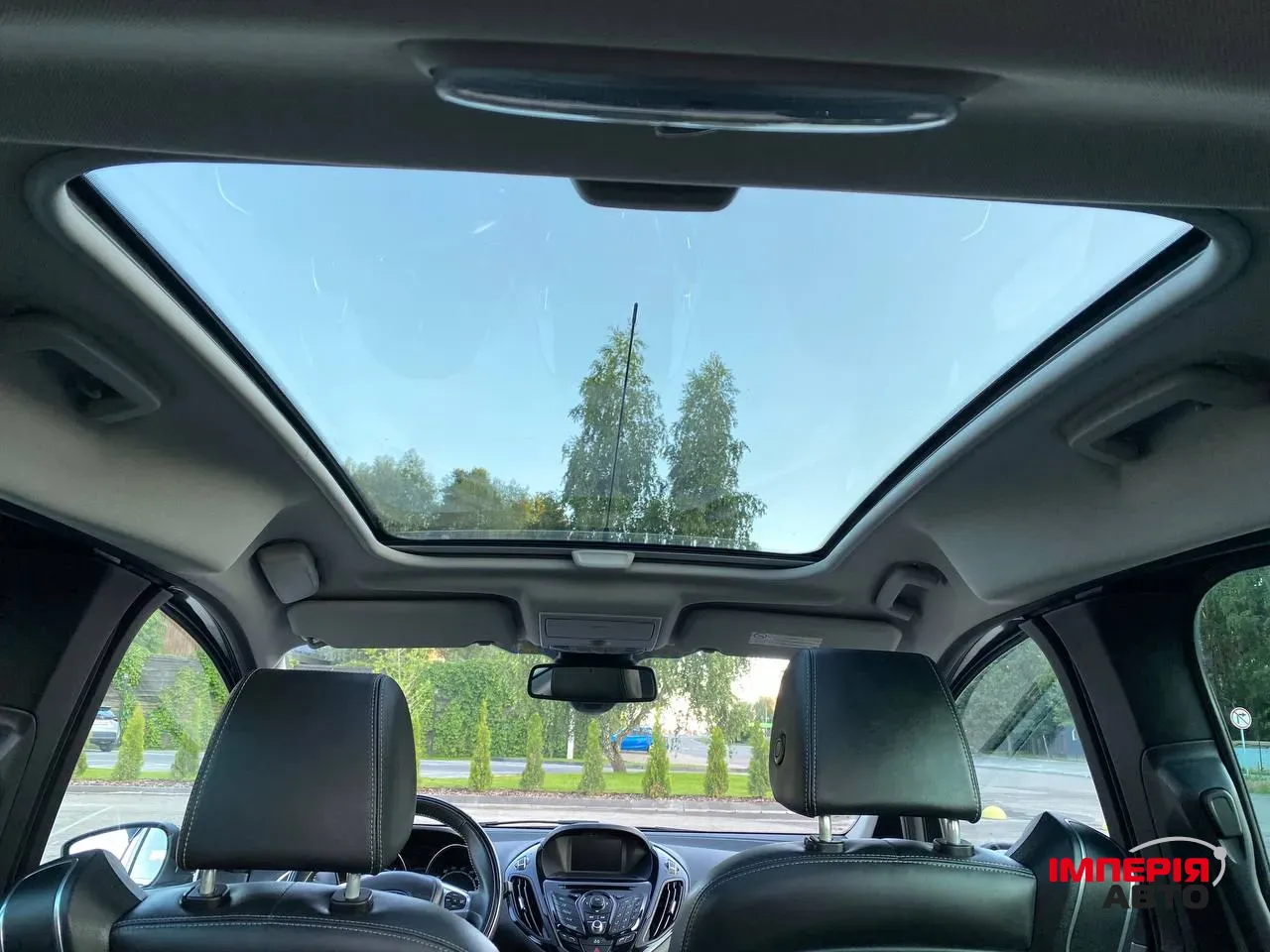 Ford B-MAX - фото 12