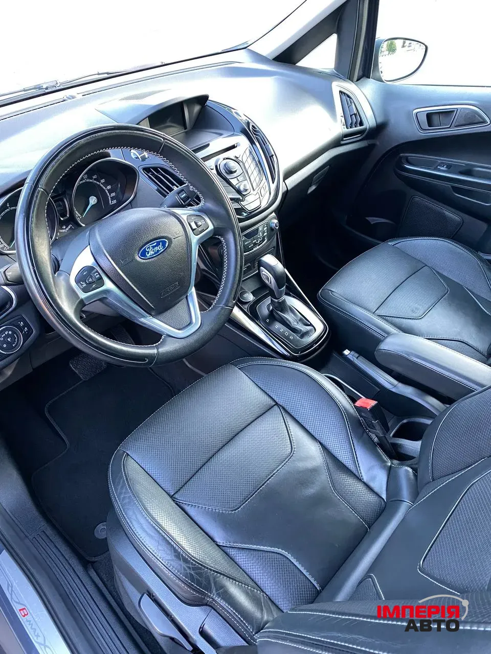 Ford B-MAX - фото 9