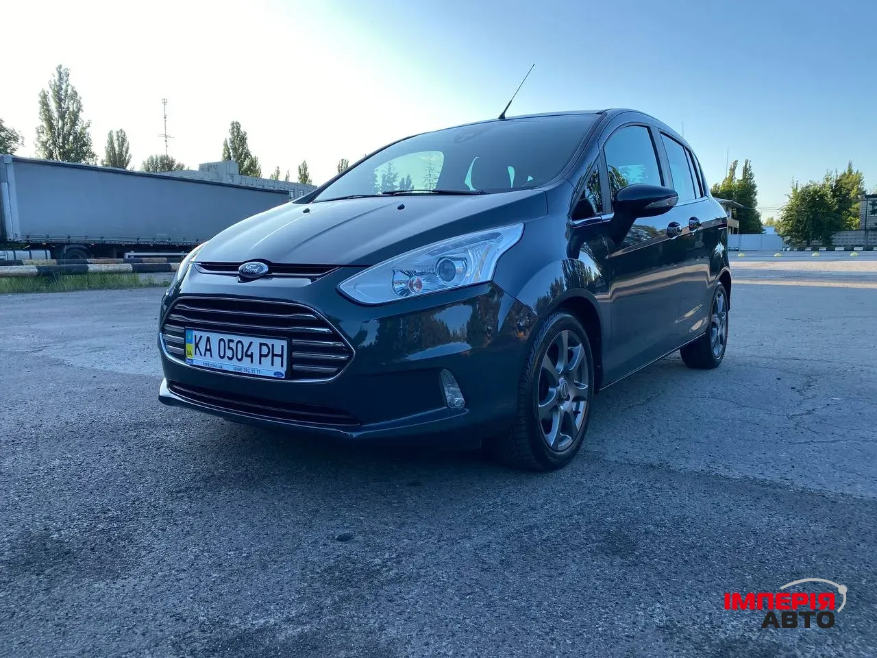 Ford B-MAX - фото 2
