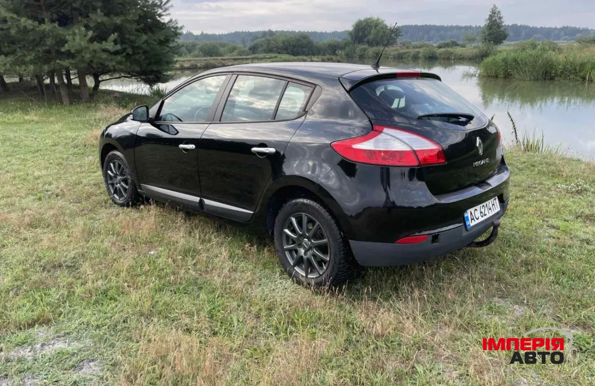 Renault Megane - фото 3