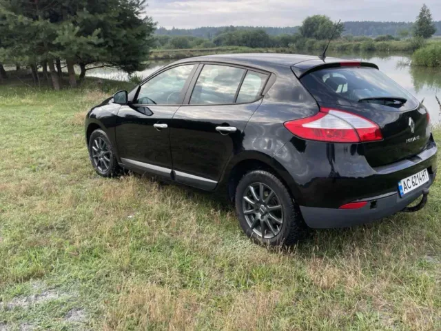 Renault Megane - фото 3