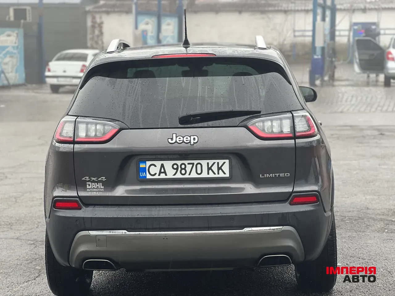 Jeep Cherokee - фото 5