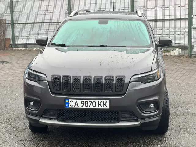 Jeep Cherokee - фото 2