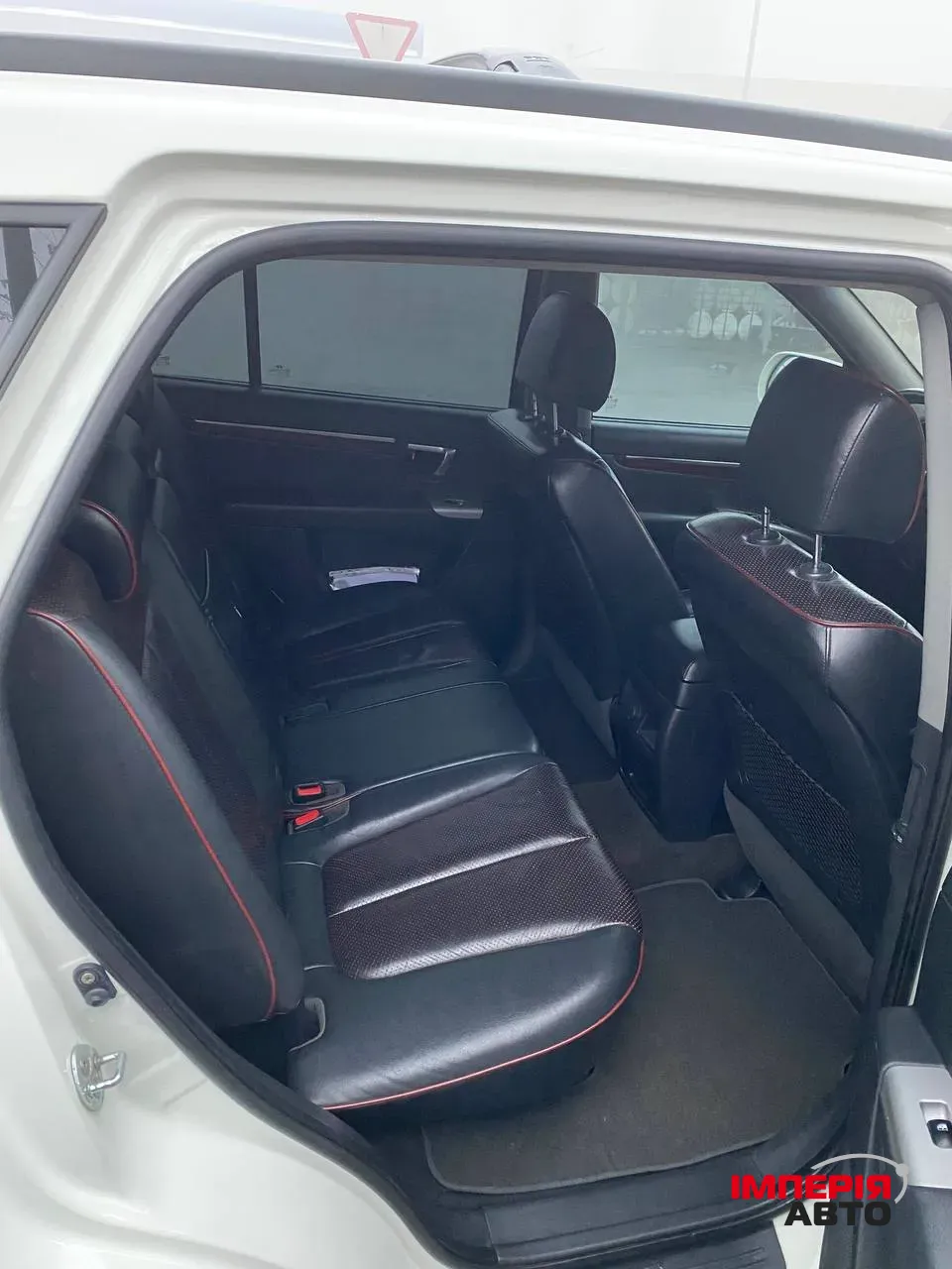 Hyundai Santa Fe - фото 10