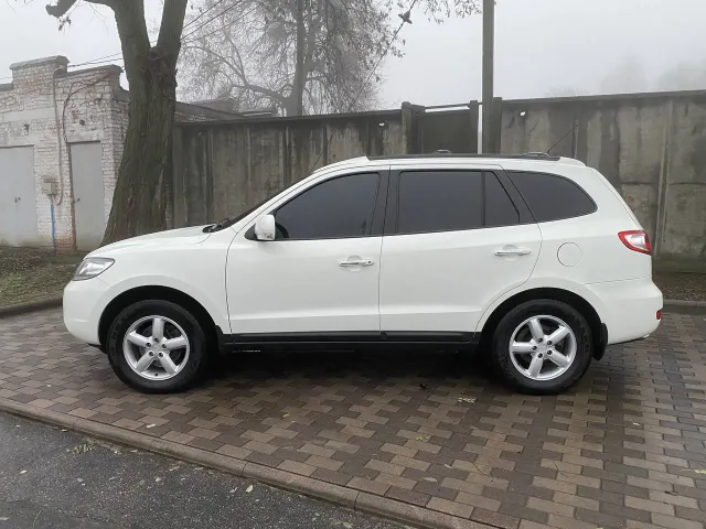 Hyundai Santa Fe - фото 4