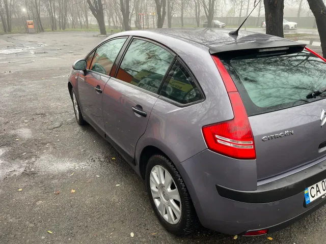 Citroen C4 - фото 5