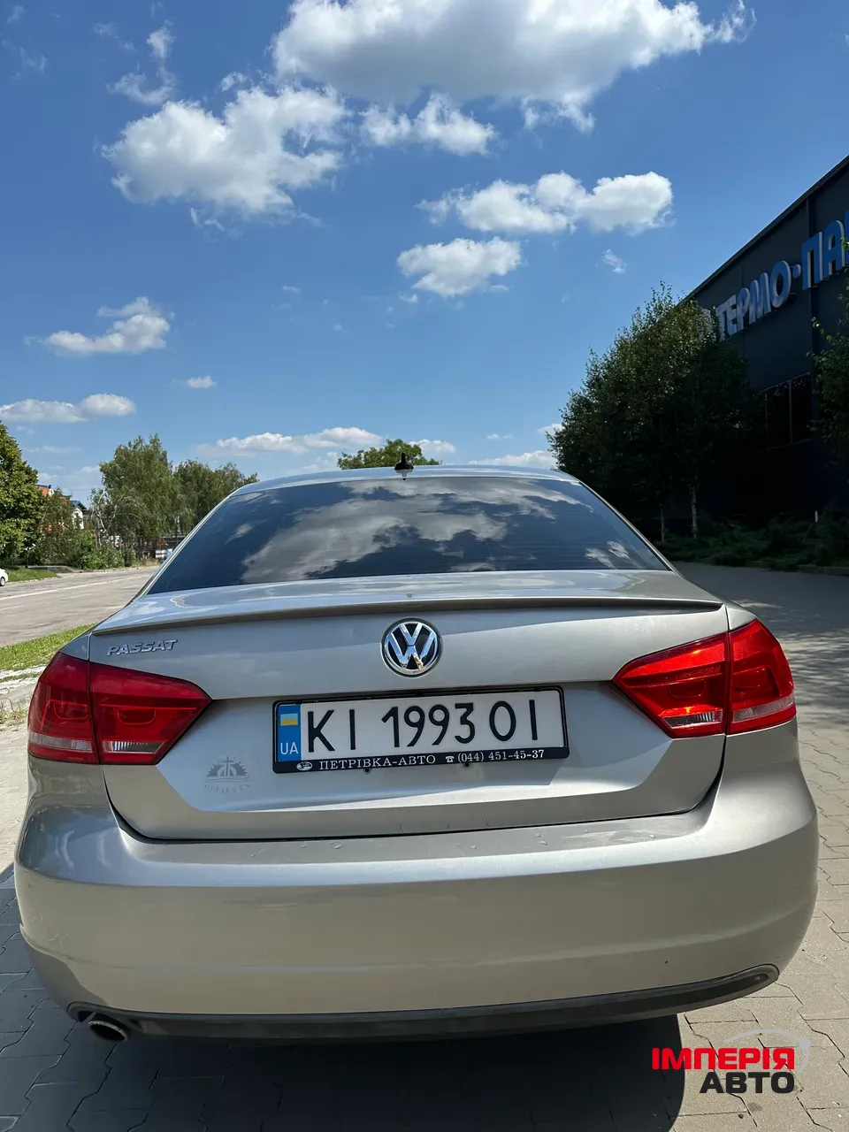 Volkswagen Passat (North America and China) - фото 6