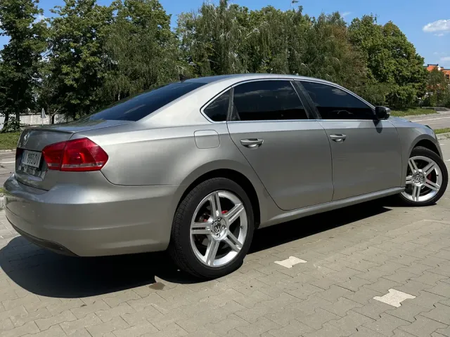 Volkswagen Passat (North America and China) - фото 3