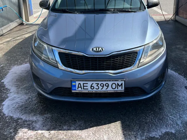 Kia Rio - фото 3