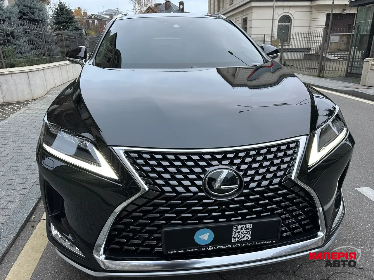 Lexus RX - фото 2
