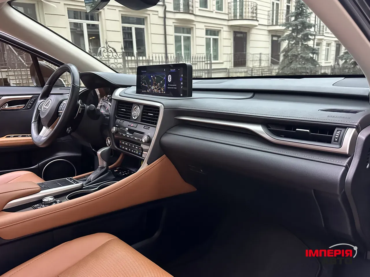 Lexus RX - фото 17