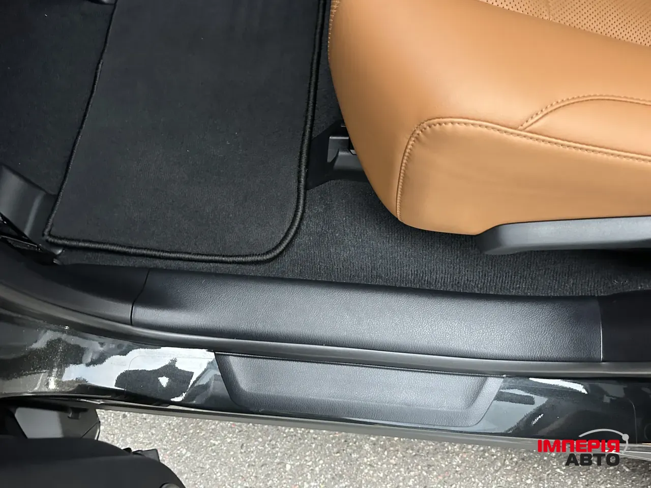 Lexus RX - фото 20