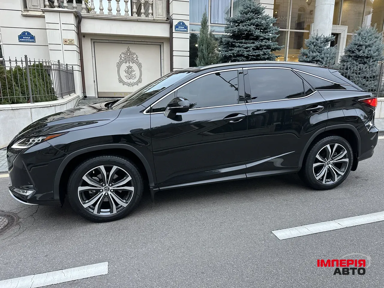 Lexus RX - фото 3