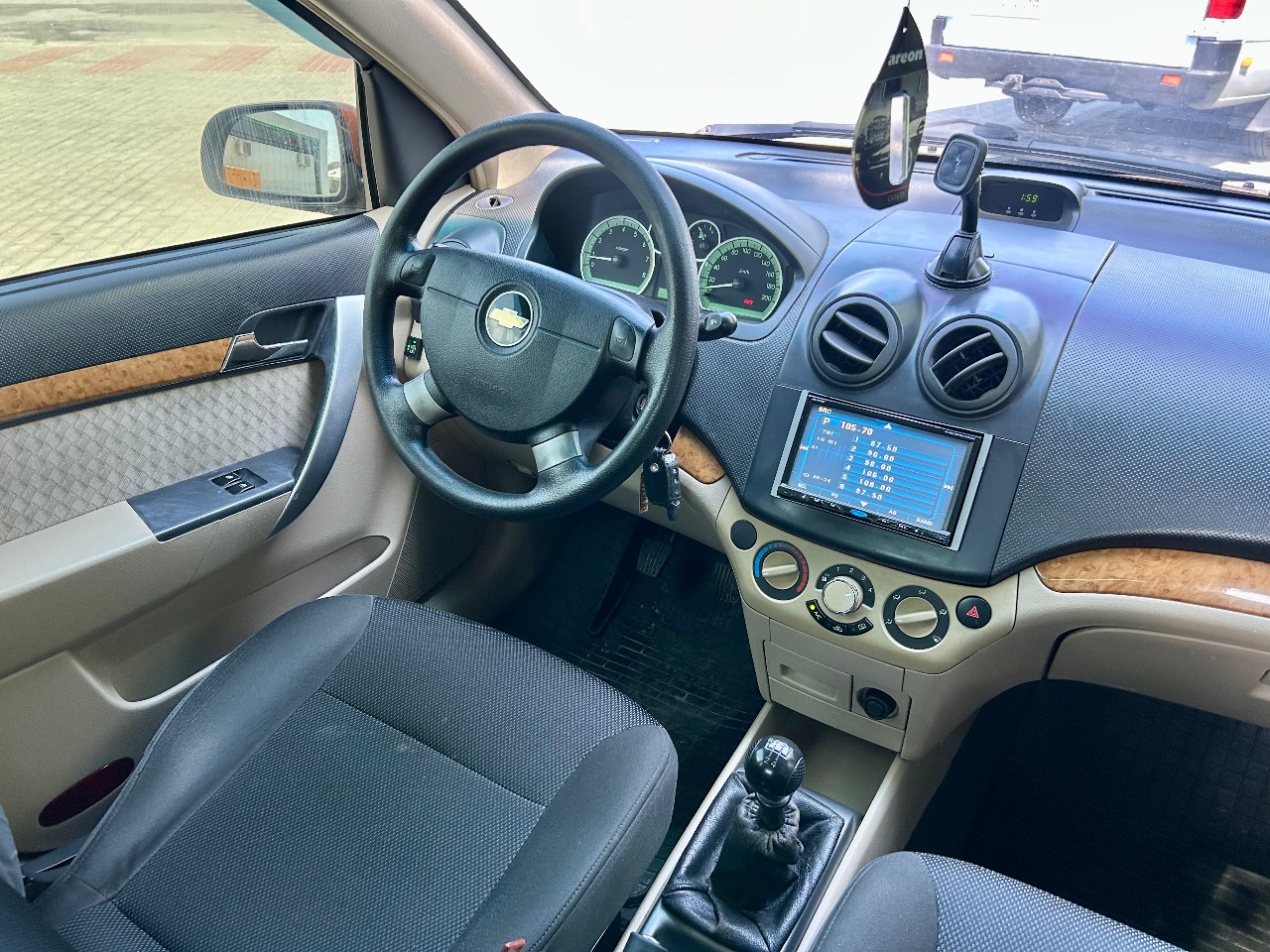 Chevrolet Aveo - фото 5