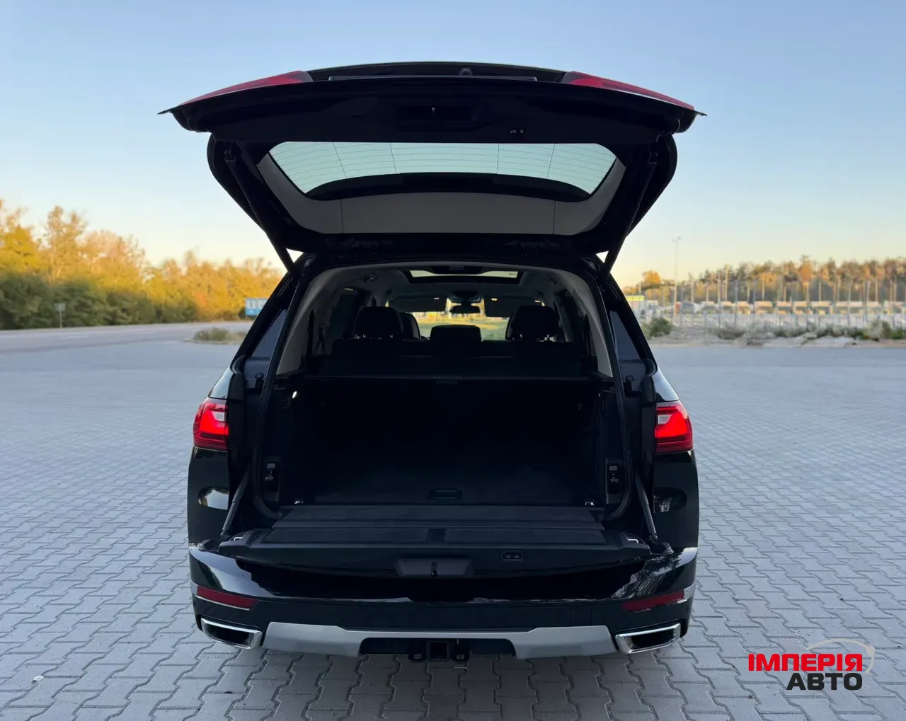 BMW X7 - фото 12