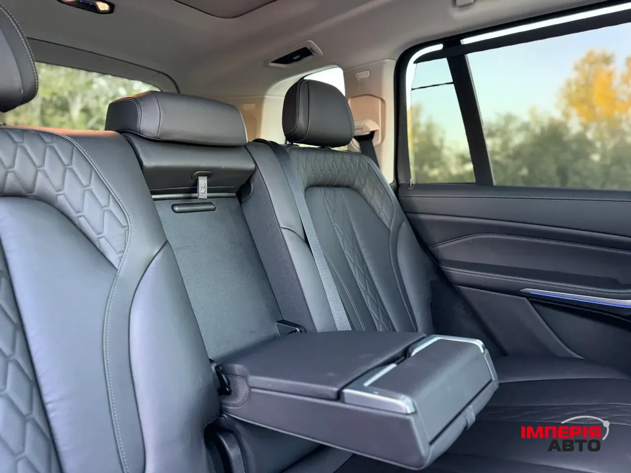 BMW X7 - фото 29