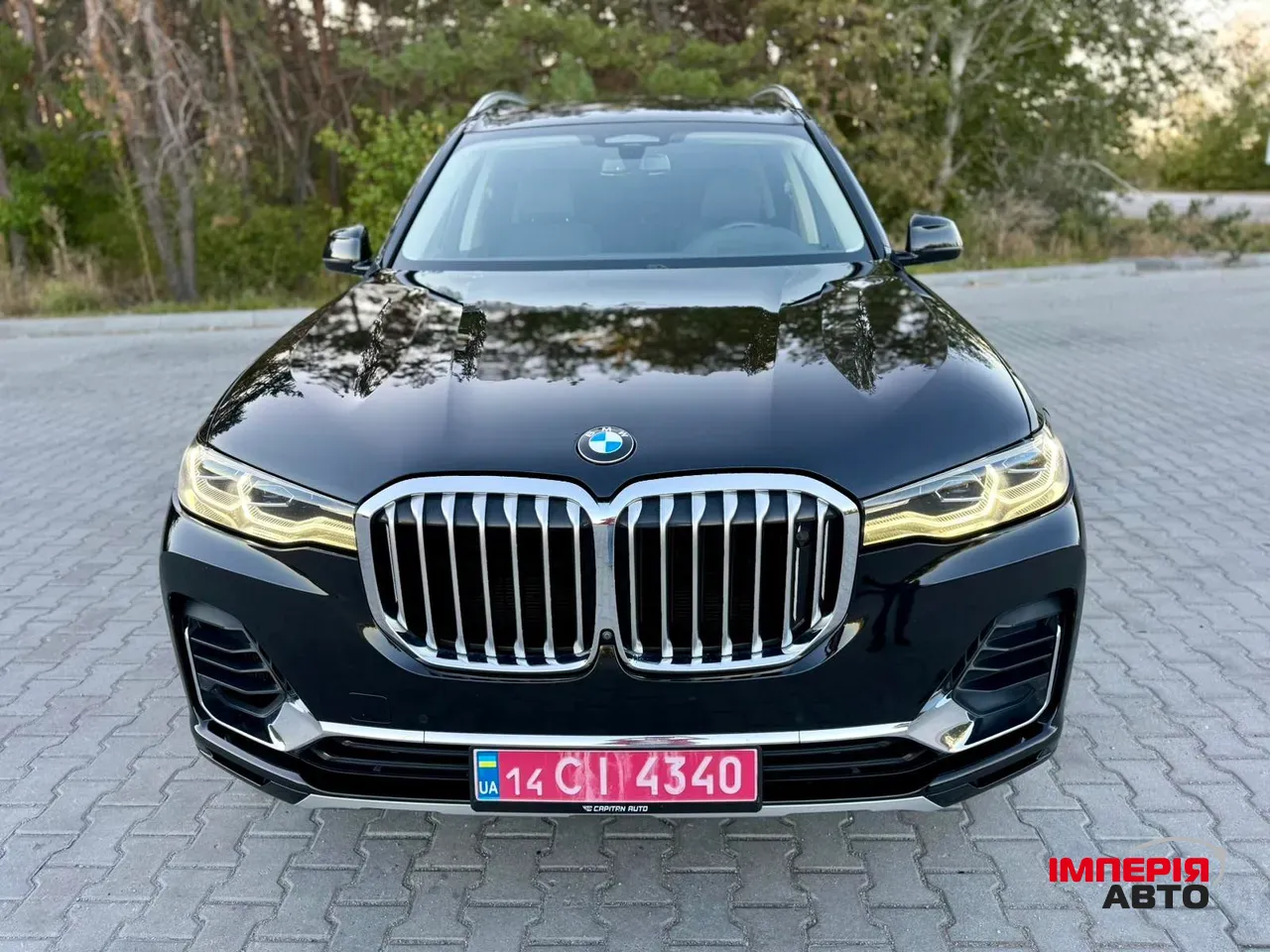 BMW X7 - фото 1