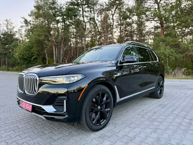 BMW X7 - фото 3