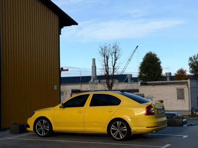Skoda Octavia RS - фото 2