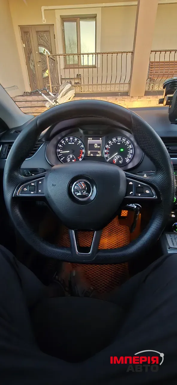 Skoda Octavia - фото 2