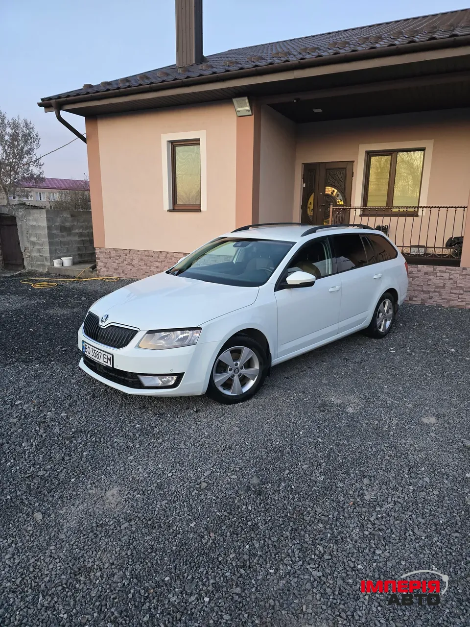 Skoda Octavia - фото 3