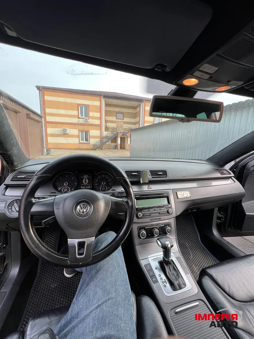 Volkswagen Passat - фото 12