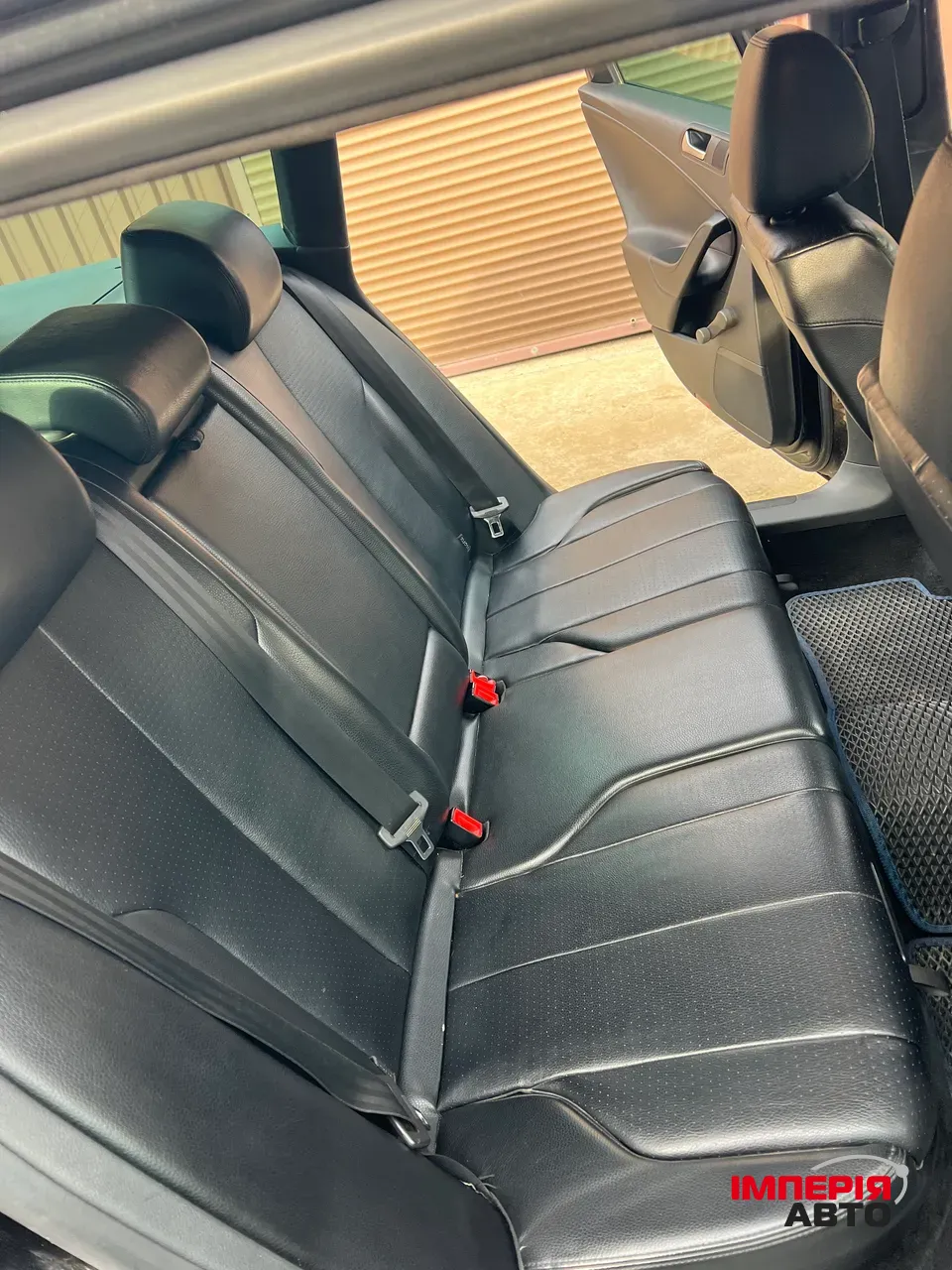 Volkswagen Passat - фото 16