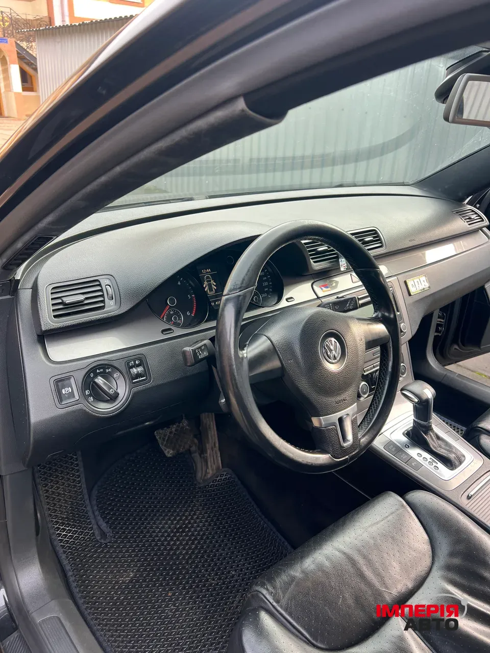 Volkswagen Passat - фото 11