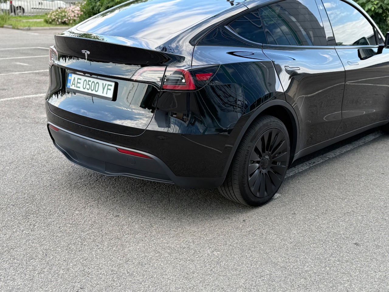 Tesla Model Y - фото 20