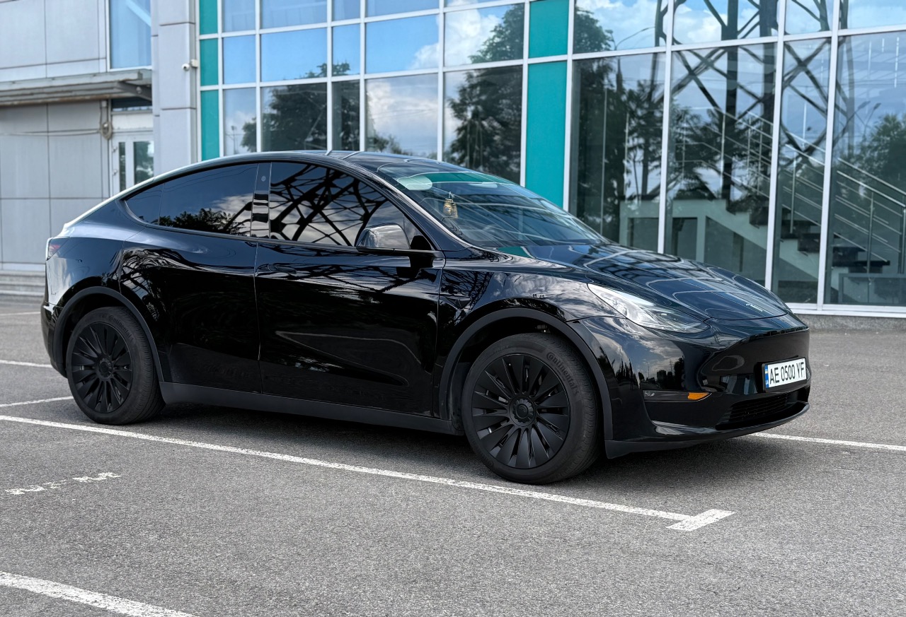 Tesla Model Y - фото 5