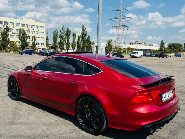 Audi A7 - фото 2
