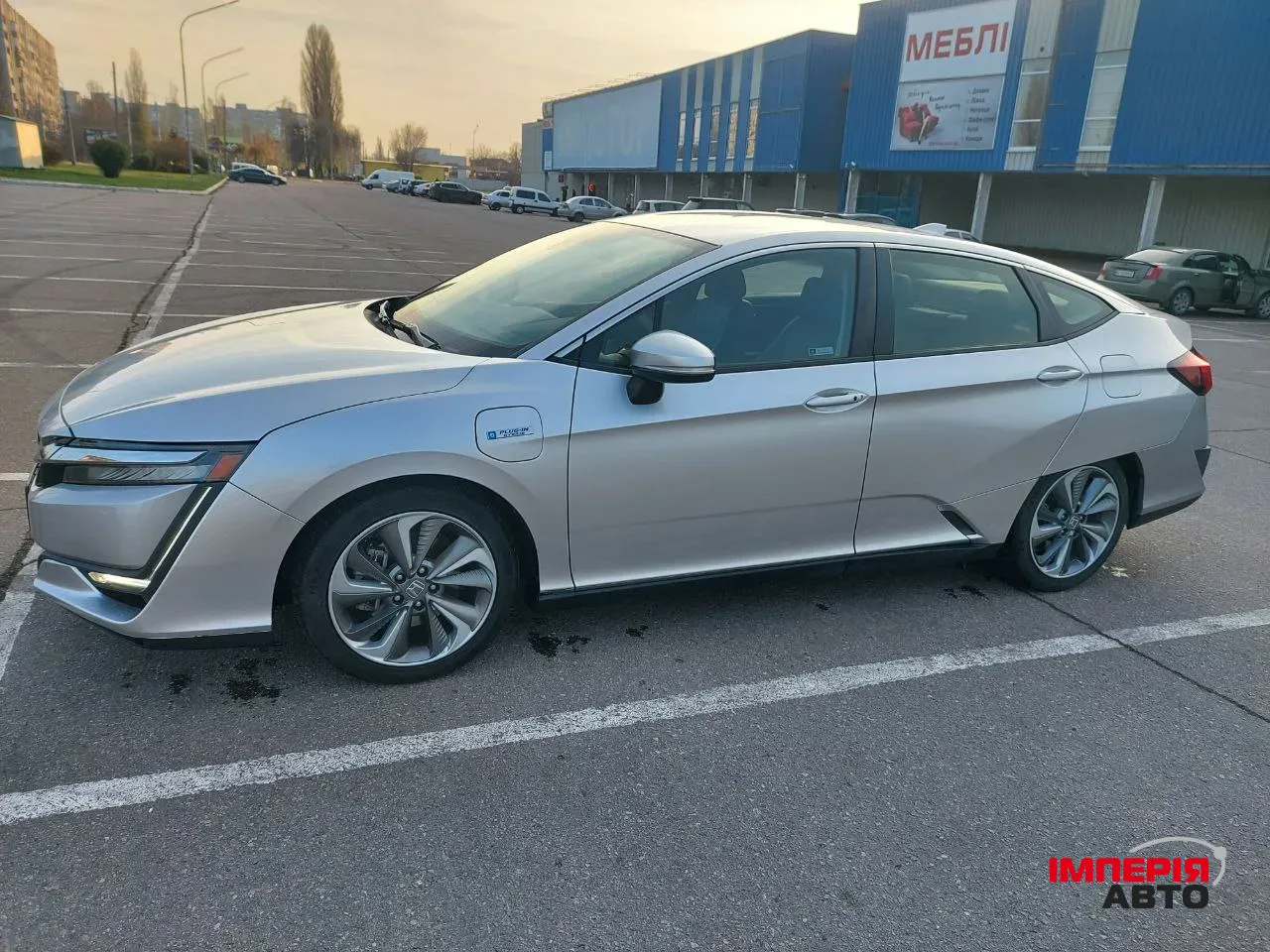 Honda Clarity - фото 1