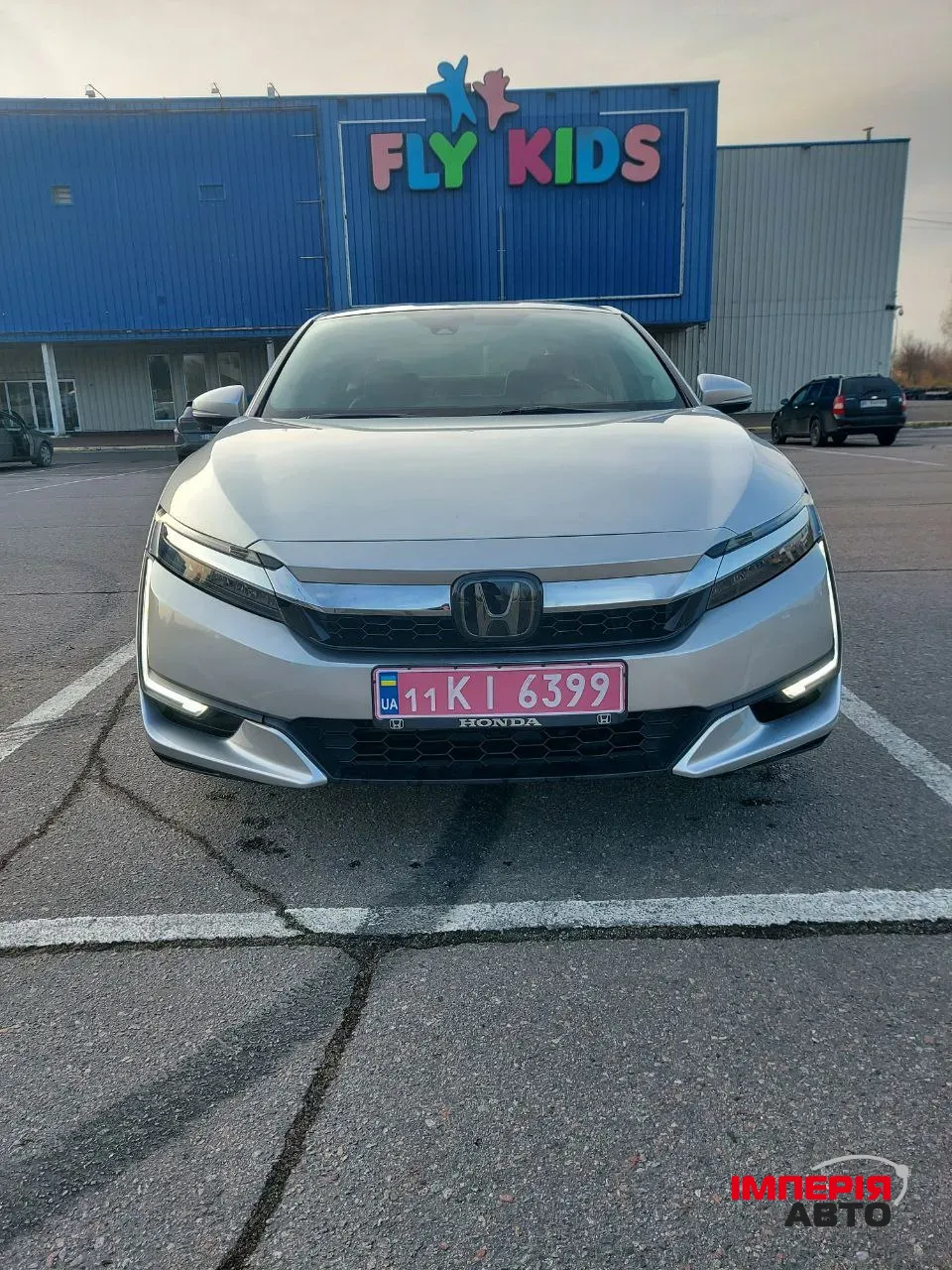 Honda Clarity - фото 2