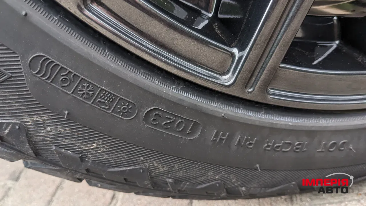 Land Rover Discovery - фото 10